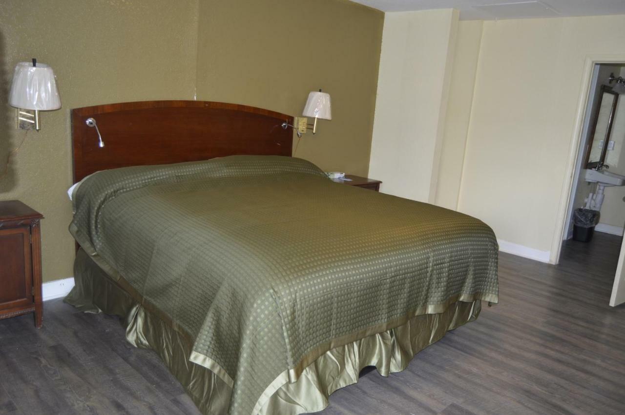 Regency Inn Toccoa ภายนอก รูปภาพ
